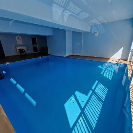 Apartment Bright & With Parking, Indoor Pool & Gym *