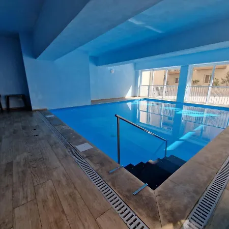 Bright & With Parking, Indoor Pool & Gym San Pawl il-Baħar